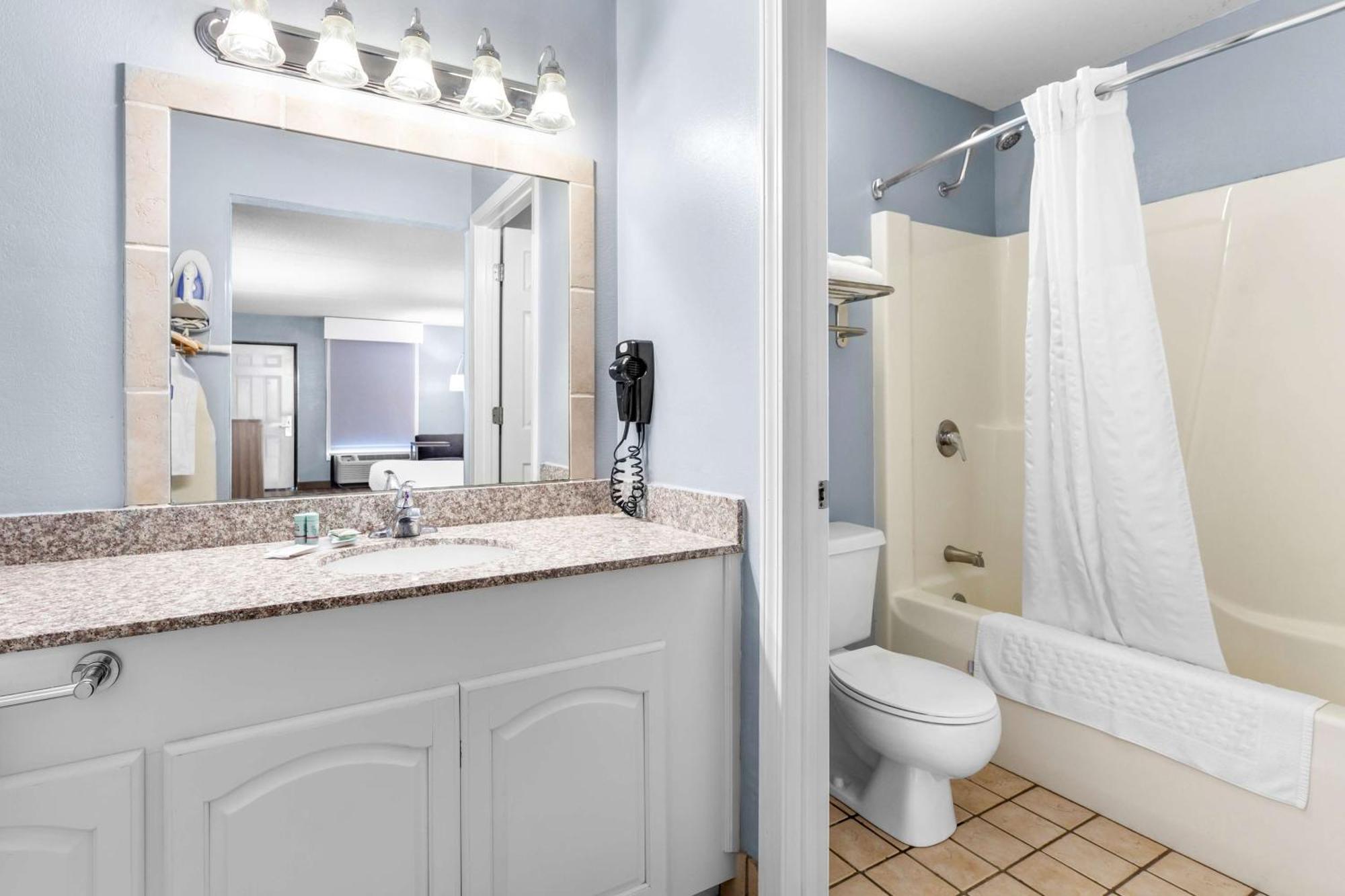 Quality Inn Barbourville Buitenkant foto